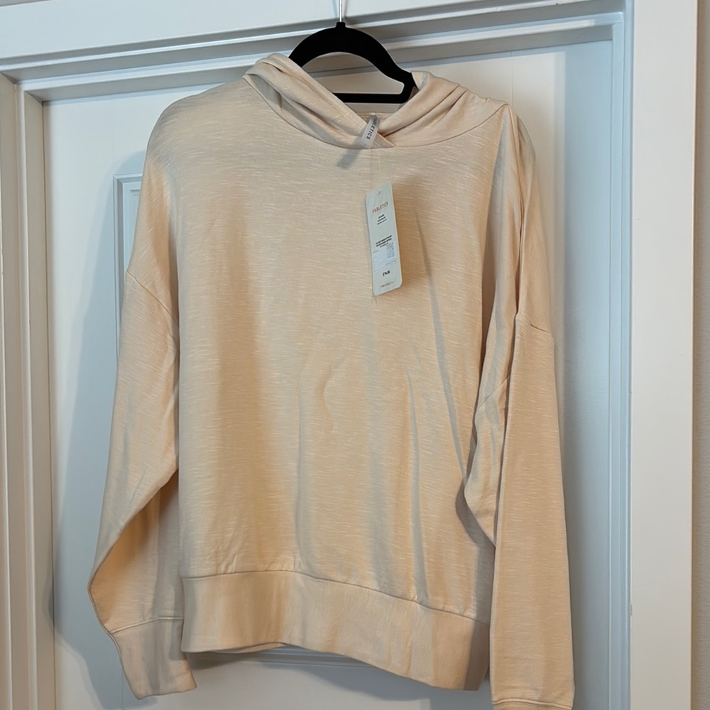 Fabletics Cream Oversized Long Sleeve Sweatshirt NWT